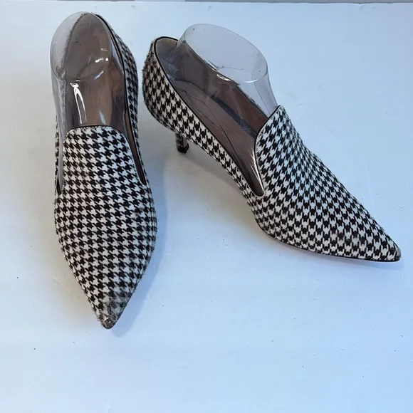 Gianvito Rossi Houndstooth Kitten-Heel Pointed Toe Loafer Pumps